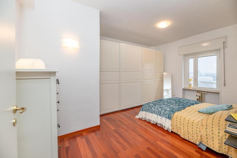Bright and quiet apartment close to Milan fair — комфортный отель в Милане