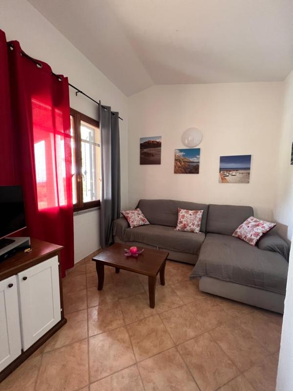 Villa Azzurra a Tertenìa - Elegante villa con piscina