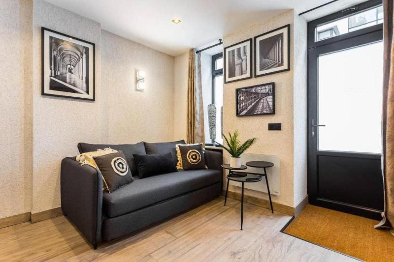 Цены на Pantheon Port-Royal/Broca2 : Charmant Apartment 4P в Париже
