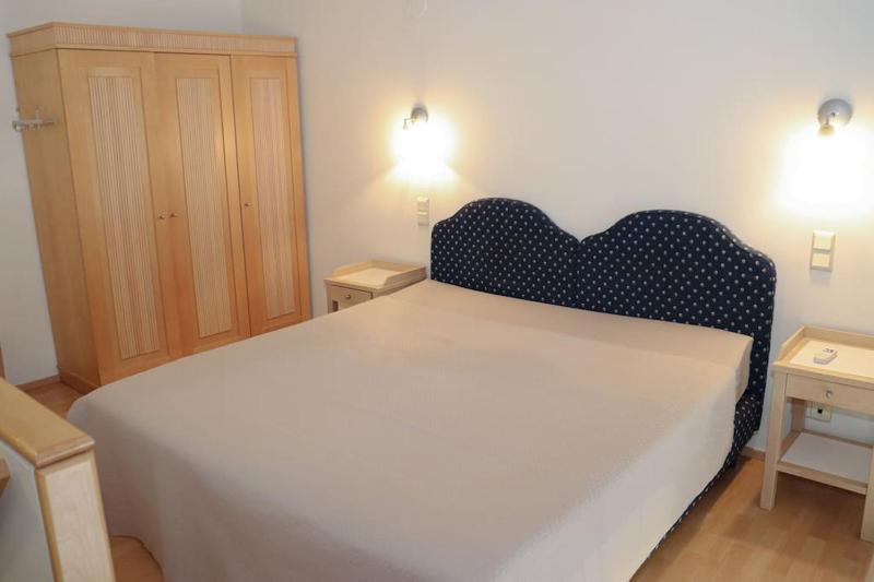 Loft Kalamaja — забронировать отель в таллине