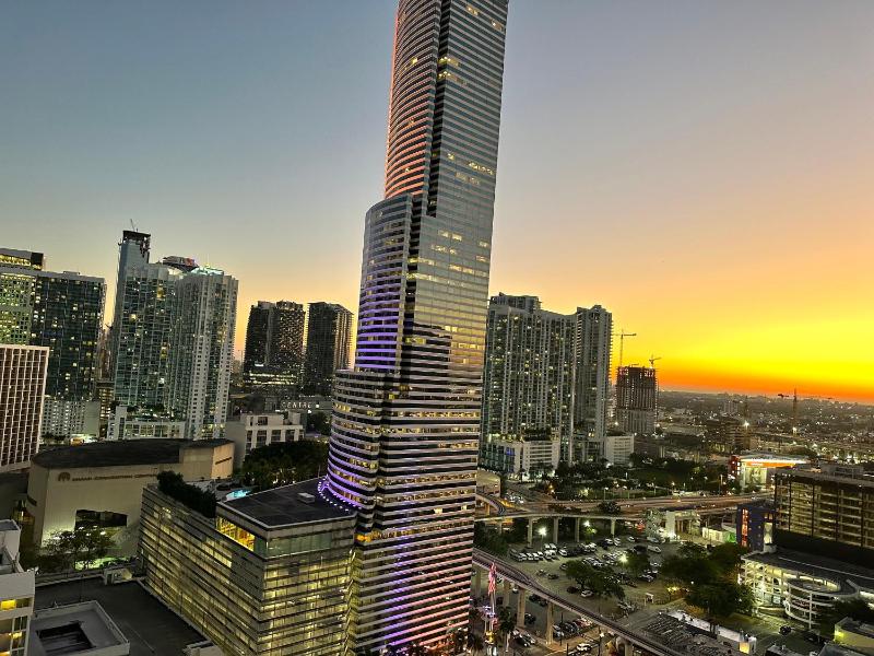 Цены на Pool Rooftop Luxury loft Miami Downtown, Brickell в Майами