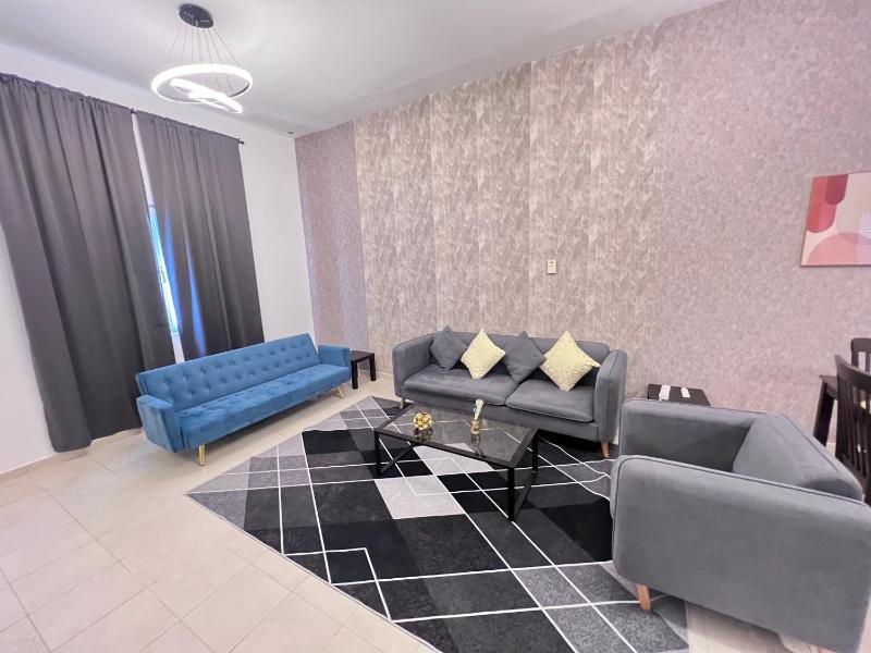 Cosmos Living Luxurious Suite D G — комфортный отель в Дубае
