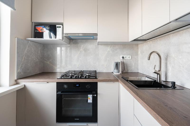Цены на Two Bedroom Apartment In The Center of Almaty в Алматы
