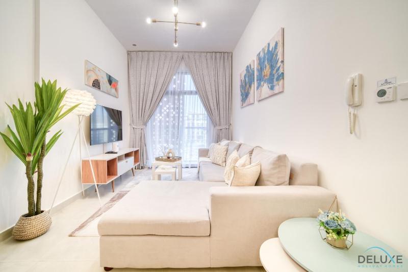Radiant 1BR at Binghatti Mirage JVC by Deluxe Holiday Homes — отель с удобным расположением в Дубае