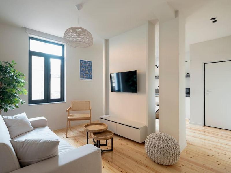 Hoppersgr- Amazing apt in the heart of Athens - 1 — комфортный отель в Афины
