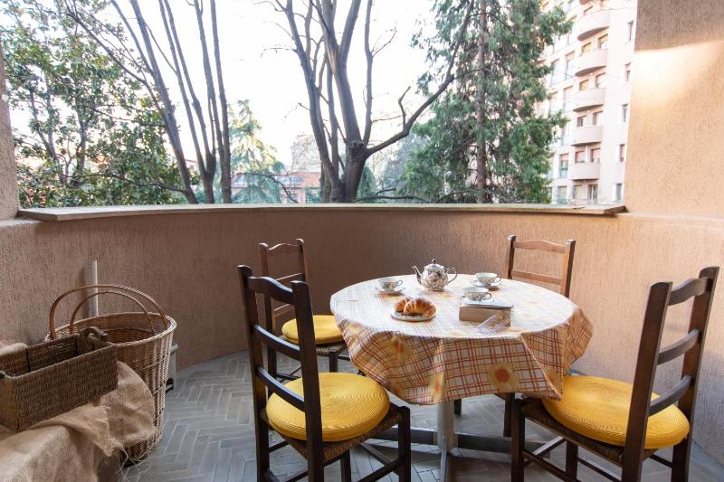 I Host Apartment - Govone 100 — забронировать отель в Милане