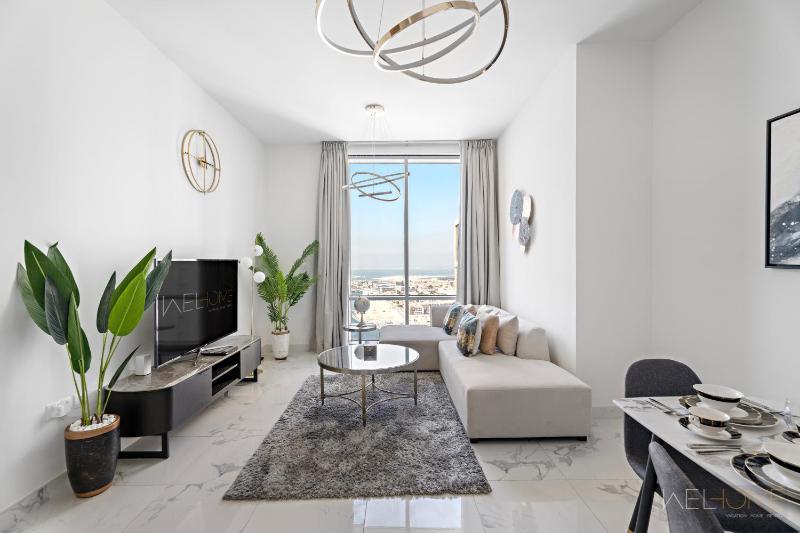 Цены на WelHome - Cozy 1BR Apt in Al Habtoor City Partial Sea View в Дубае