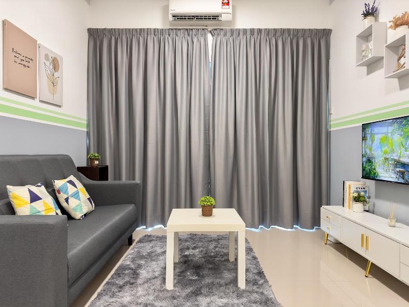 Cozy 2-bed retreat - F&B Mart - Chan Sow Lin — комфортный отель в Куала-Лумпуре