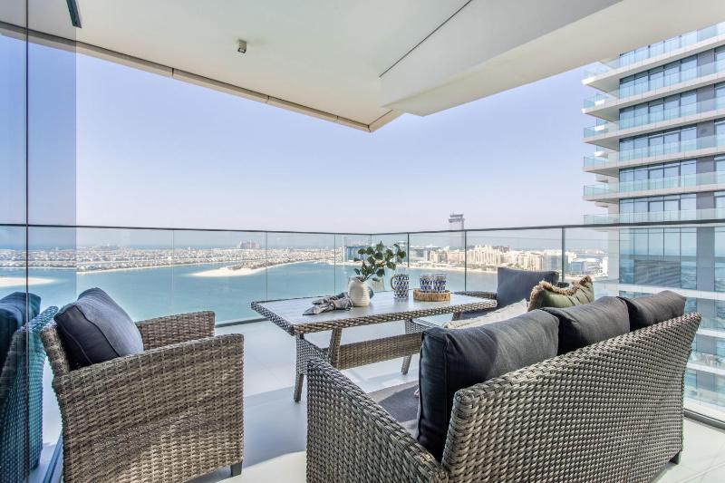 Frank Porter - Beach Vista Tower 1 — забронировать отель в Дубае