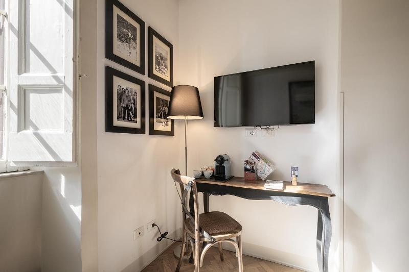 The Bluehostel — забронировать отель в Риме