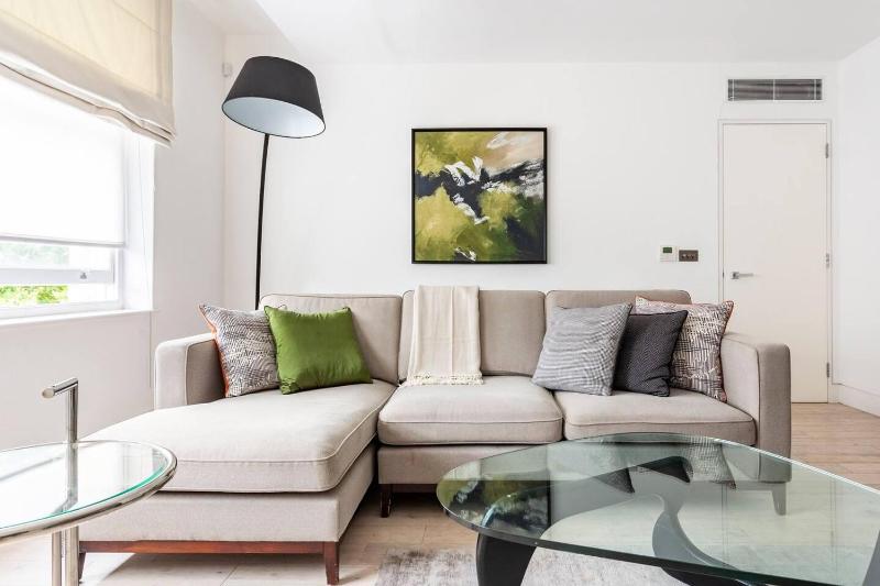 Beautiful 2-Bed Apartment in Central London — отель в Лондоне, Соединенное Королевство