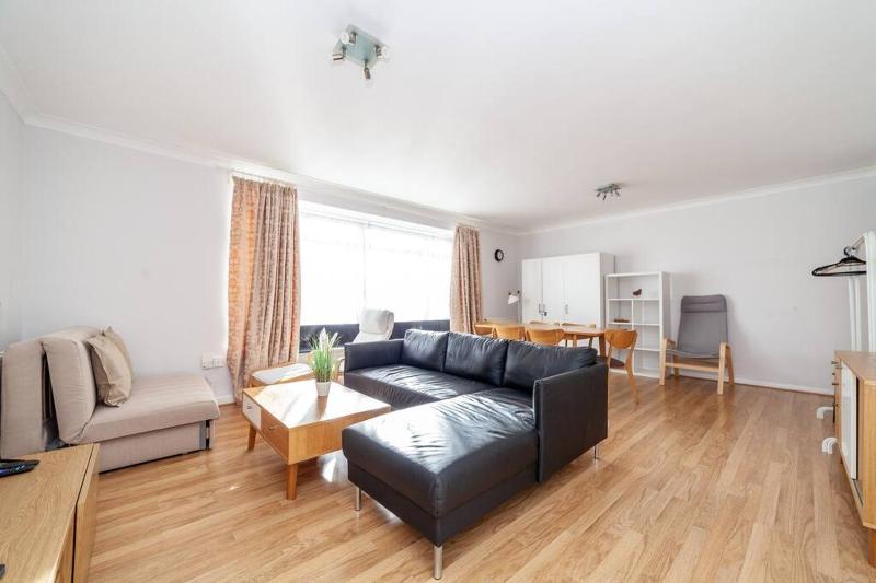 Цены на Central And Stylish Flat Near Regent's Park в Лондоне