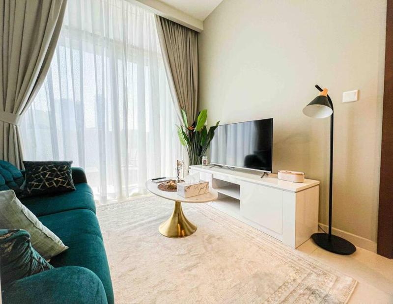 Downtown 1BR W Canal Views + Parking — отзывы гостей и цены