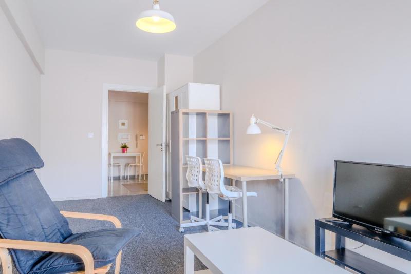 Studio with Balcony 5 min to Urla Center — отель с удобствами в Измире