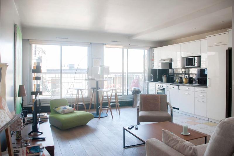 Cosy apartment with balcony in the heart of Paris — отзывы гостей и цены