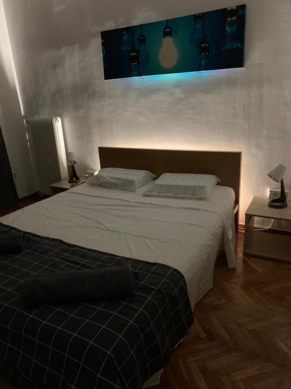 Acharnon Suite — забронировать отель в Афины