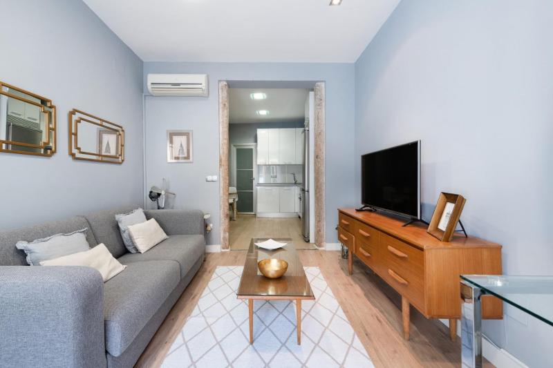 1 bedroom 1 bathroom furnished - Sol - Downtown - Minty Stay — забронировать отель в Мадриде