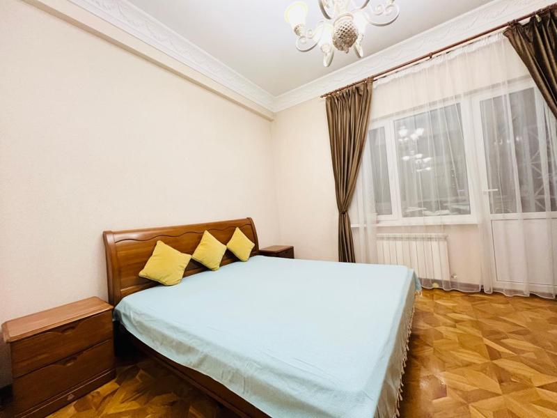 Uutnye apartamenty v centre Almaty po ul. Kozamkulova d.229 — отель с удобствами в Алматы