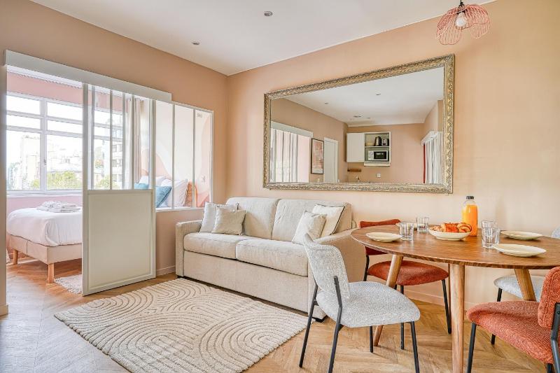 Appartement proche Parc Monceau / Pereire - II — отзывы гостей и цены