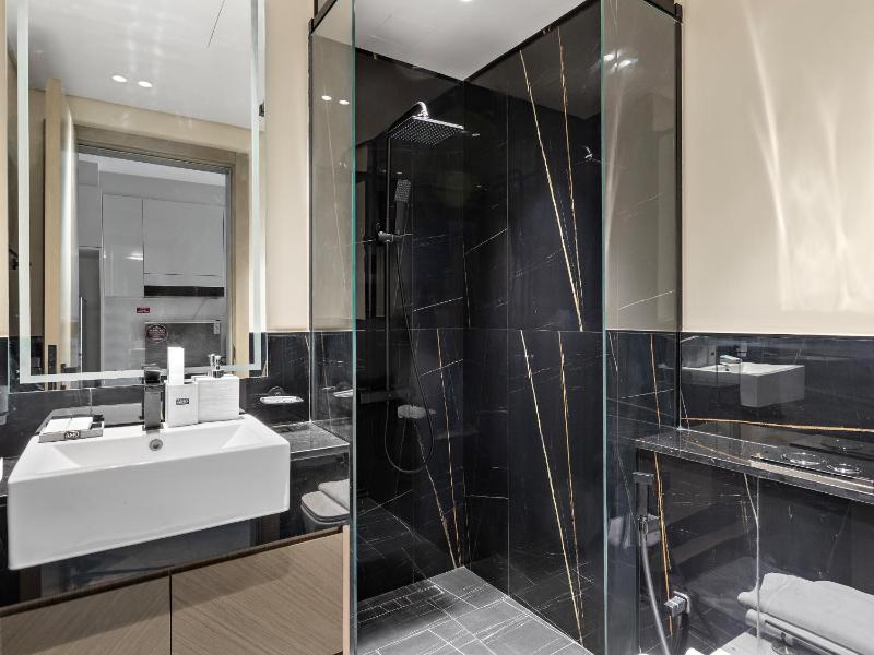 Modern Studio In Binghatti Canal In Business Bay 111 — забронировать отель в Дубае