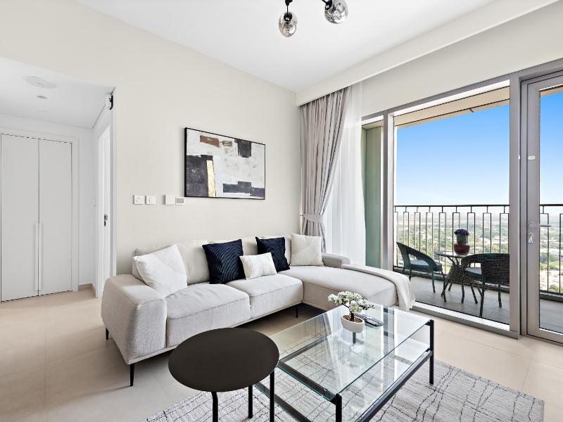 Brand New Elegant 1BDR Direct Access to Dubai Mall — забронировать отель в Дубае
