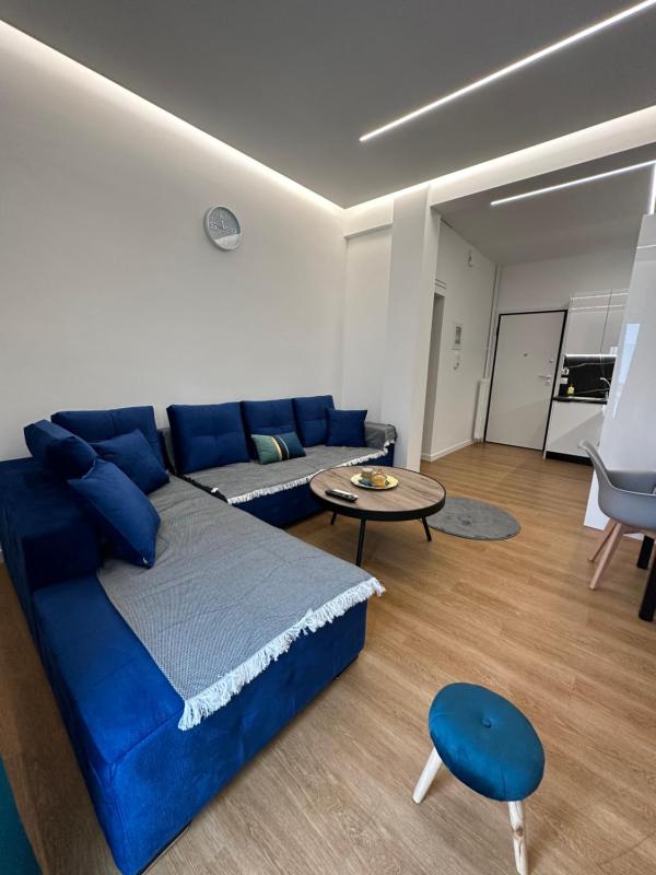 Modern house in Attiki station,In center of Athens! — забронировать отель в Афины