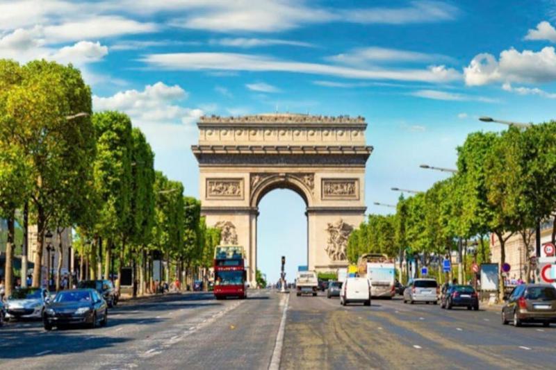 Studio luxe Paris-Champs-Elysees — отель с удобным расположением в Париже