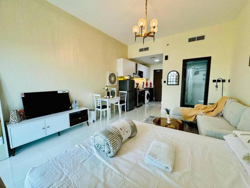 Contemporary and cozy living — отель в Дубае, Объединенные Арабские Эмираты