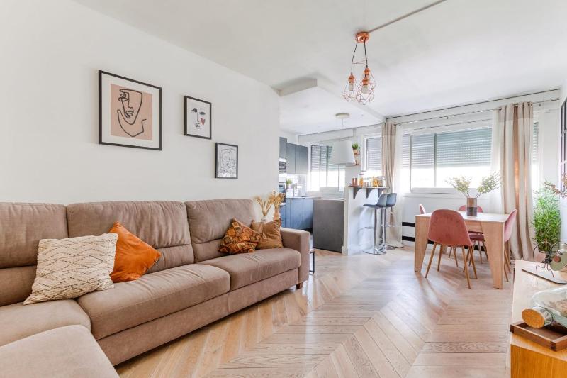 Nice 45 m near Beaugrenelle — комфортный отель в Париже