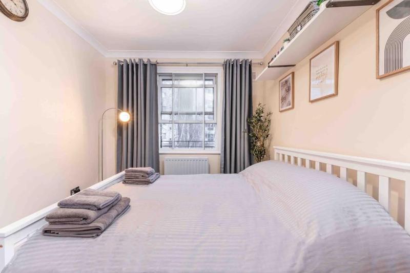Central London Apartment Close to The London Eye — комфортный отель в Лондоне