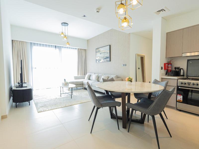 MH- ACT TOWER - Downtown 2BHK-REF 4104 — отель с удобным расположением в Дубае