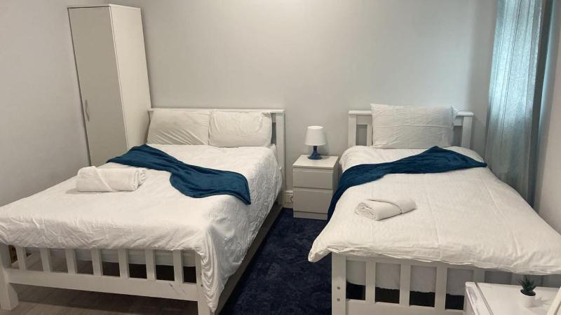 Beautiful Studio in London — забронировать отель в Лондоне