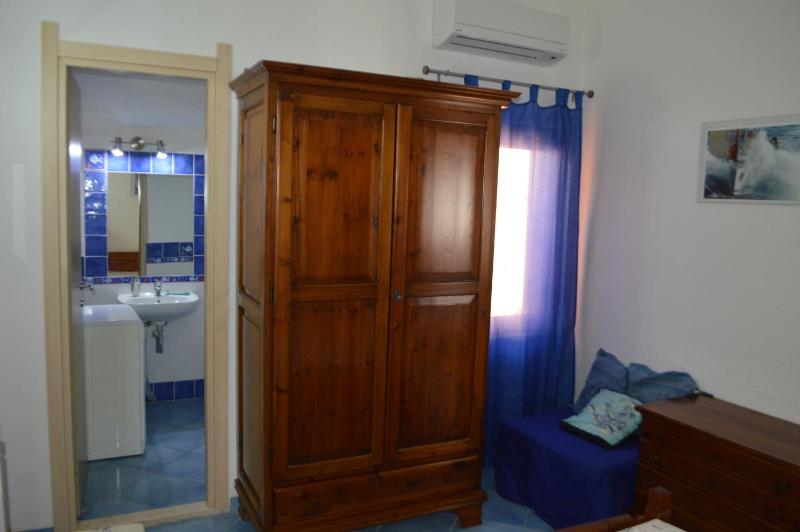 Villa Finamore a Costa Rei - Elegante Villa con Giardino
