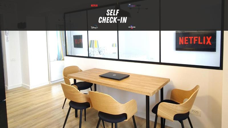Цены на Hyperion Apartment в Бухаресте