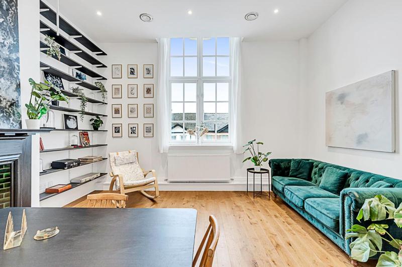 Vibrant 2-Bed Flat Acton's Best Stay! — отзывы гостей и цены