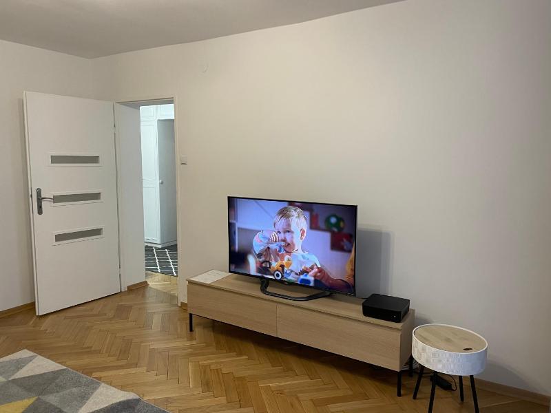 Cozy apartment in peaceful area — отель с удобным расположением в Варшаве