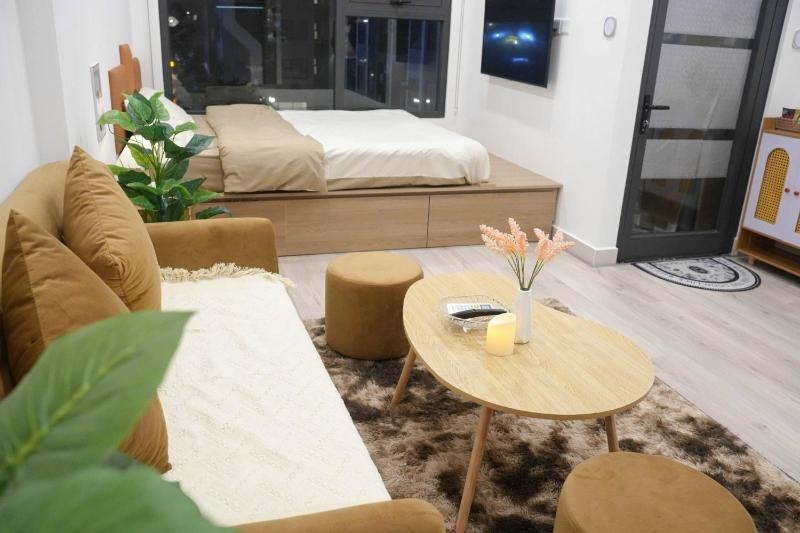 Warm and Cozy — забронировать отель в Ханое