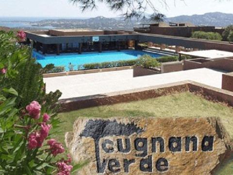 Appartamento in Residence villaggio con piscina — отель в Палермо, Италия