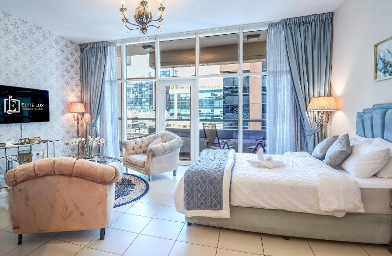 Цены на Elite LUX Holiday Homes - Bay Square Luxury Studio in Business Bay Dubai в Дубае