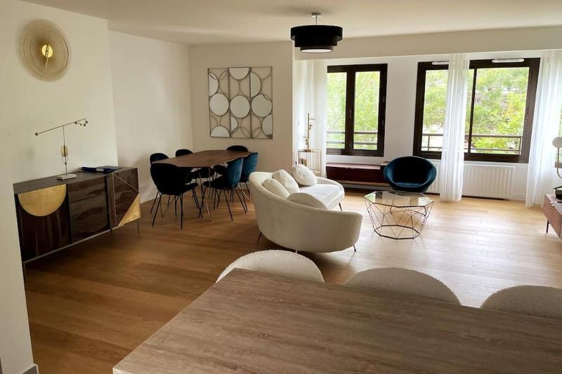 Appartement familial de qualite — комфортный отель в Париже