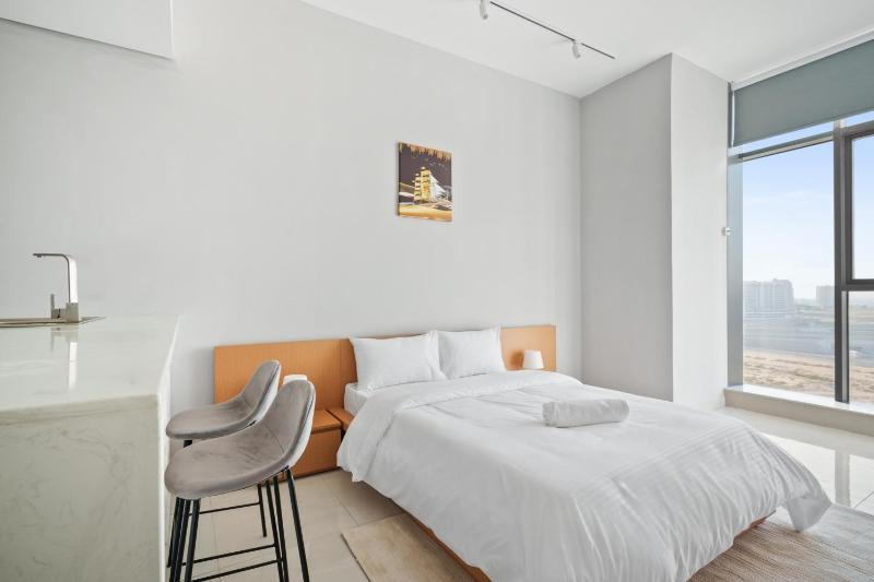 Cozy Studio With Modern Amenities In Dubailand — отель в Дубае, Объединенные Арабские Эмираты