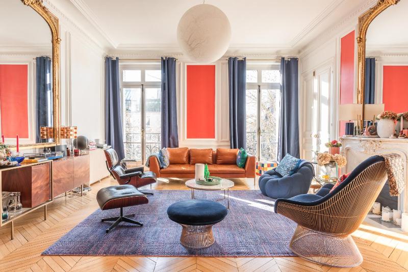 Luxury Parisian flat - Heart of Saint-Germain — отель с удобствами в Париже