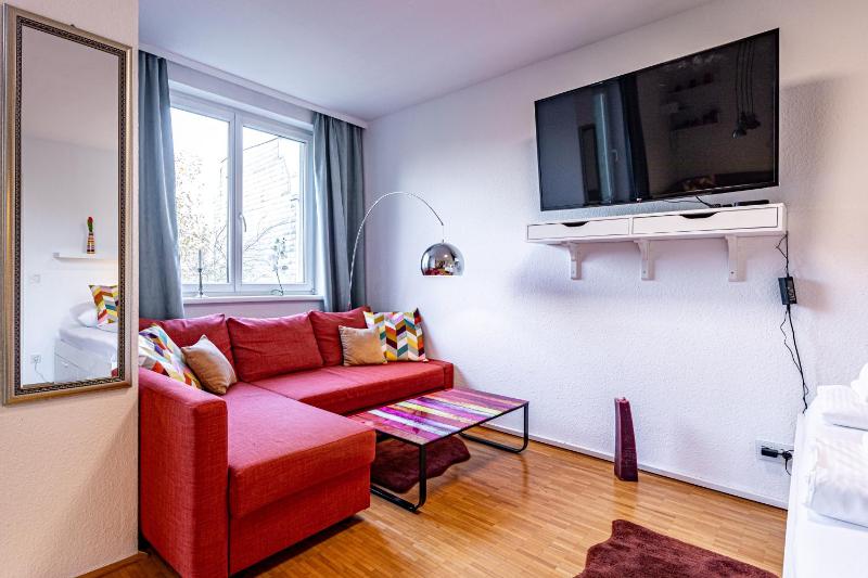 CALM & CONNECTED by JR City Apartments — отзывы гостей и цены