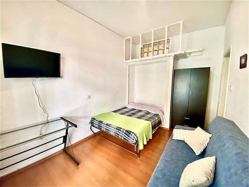 Travelers in Athens — комфортный отель в Афины