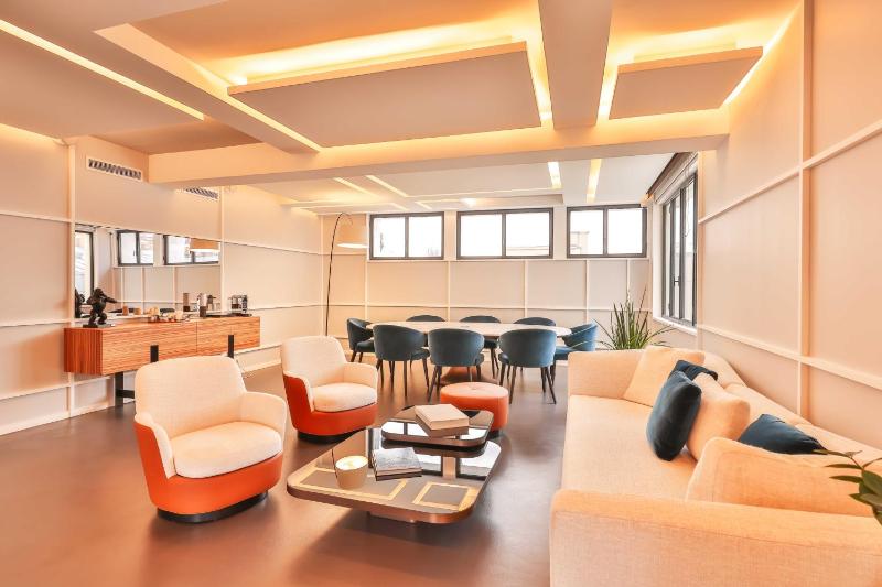 Exclusive multi purpose space with large terrace — отзывы гостей и цены