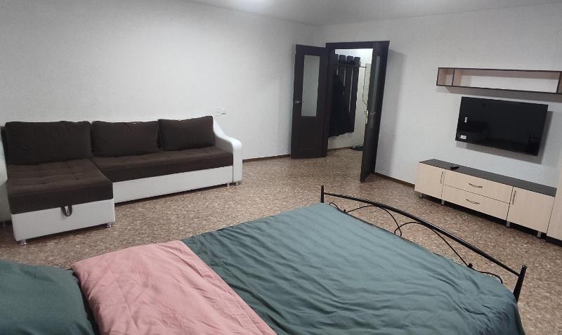 Odnokomnatnye apartamenty na Nazarbaeva 13 — отзывы гостей и цены