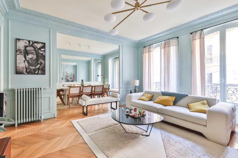 Beautiful modern apartment Passy 16eme — отель в Париже, Франция