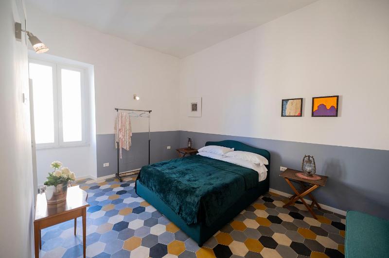 Trendy and Comfy Apartment in Hip San Lorenzo — комфортный отель в Риме