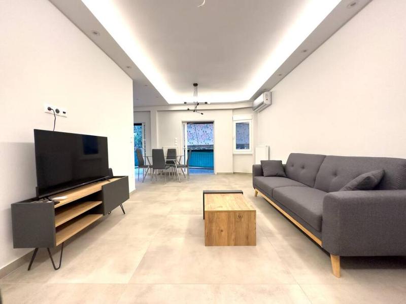 2-Bed Gem in Serene Locale — забронировать отель в Афины