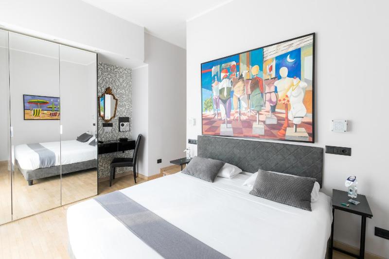 Aiello Rooms — забронировать отель в Милане